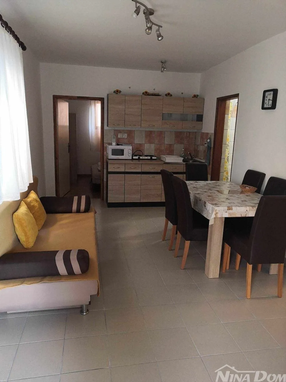 nekretnina s 4 apartmana - slika 5