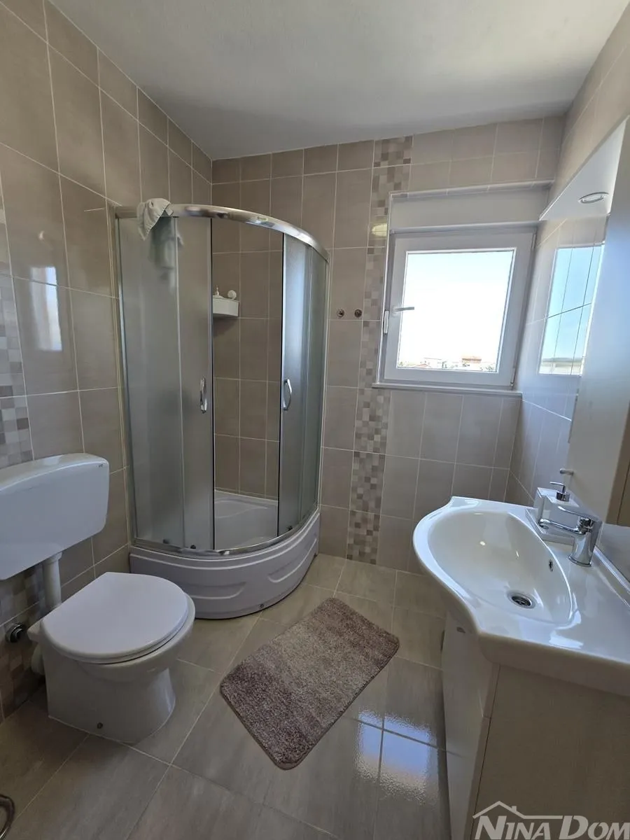 prodaja apartmanska kuća ražanac - slika 4