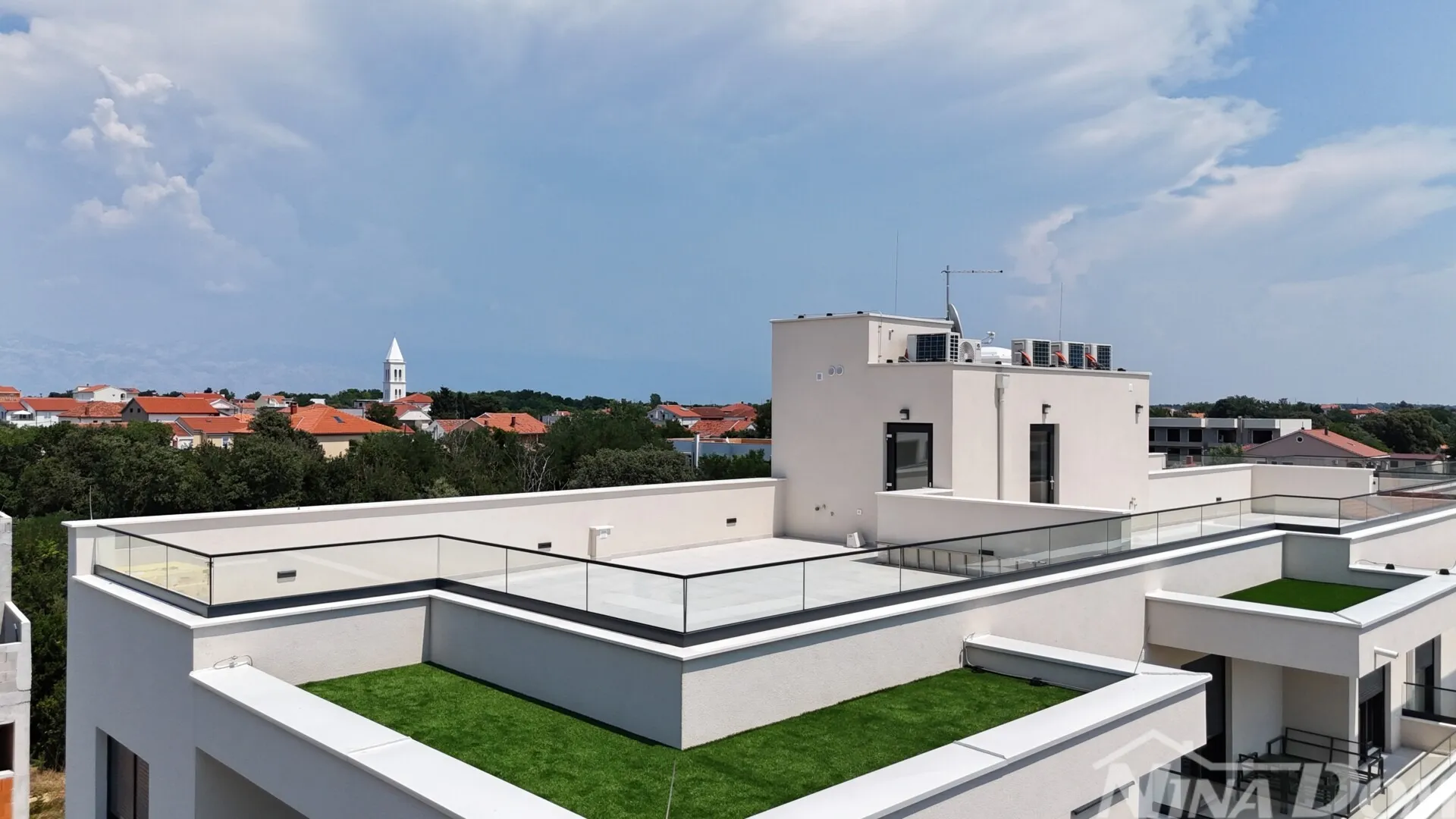 dalmacija- privlaka- penthouse 250 metara od mora - slika 19