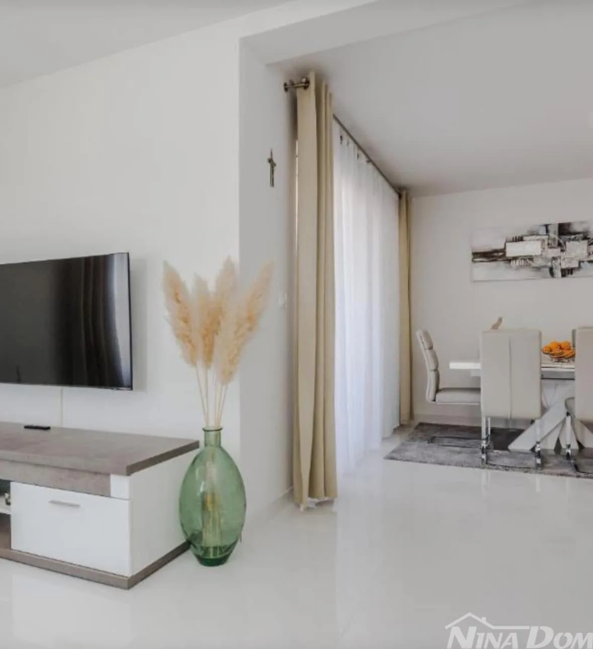 apartmanska kuća s tri stambene jedinice, kompletno opremljene. - slika 18