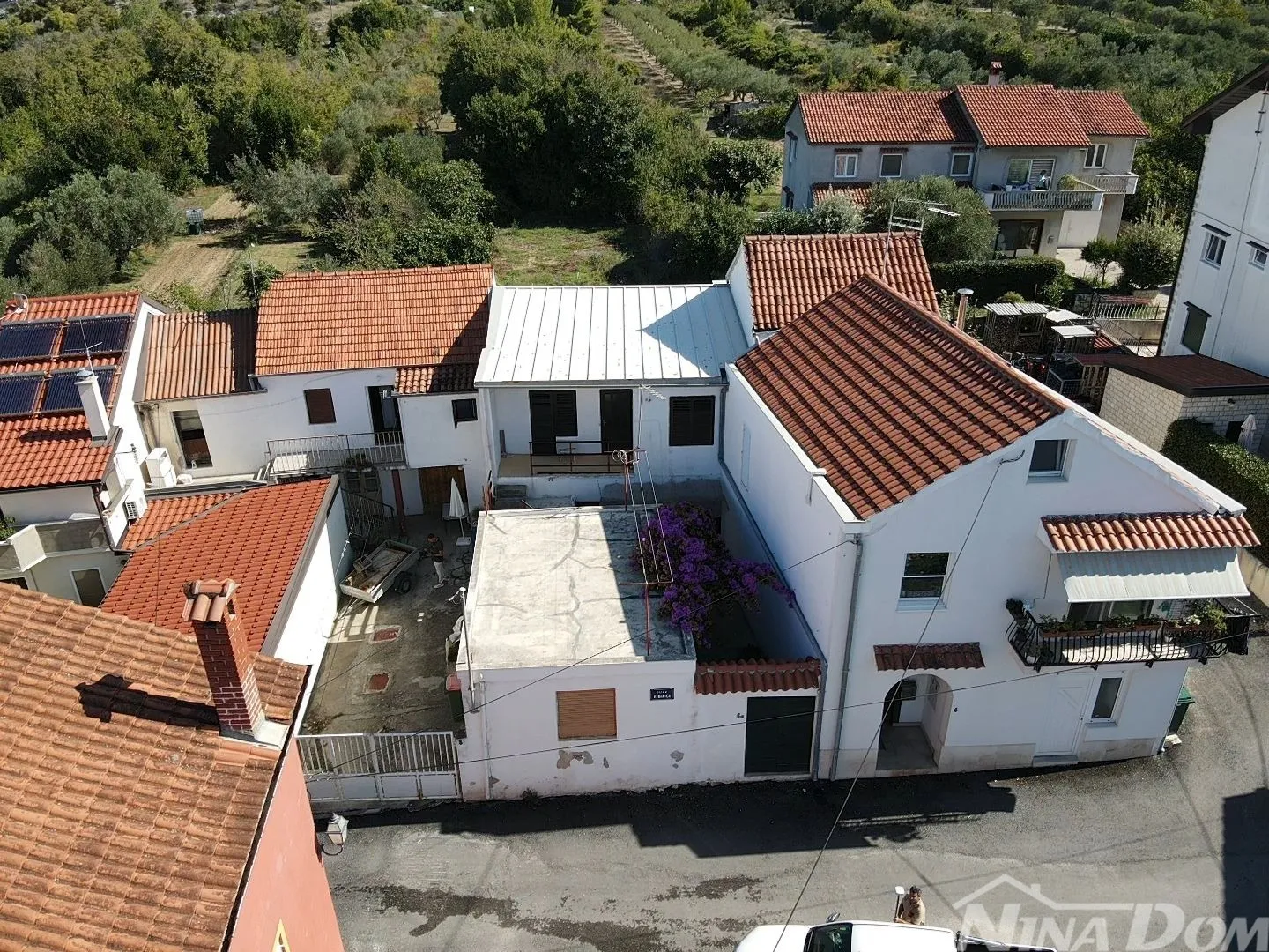 prodaja diklo kuća u nizu sa prostranim vrtom - slika 15