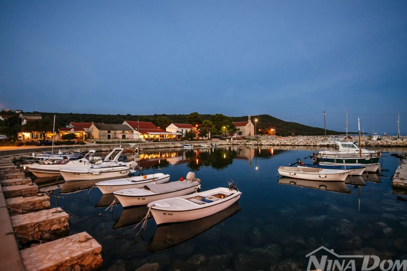 prvi red otok premuda rijetkost na tržištu - slika 4