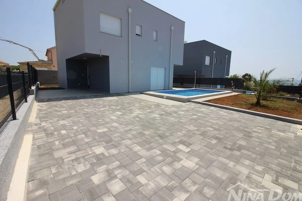 novogradnja , villa s bazenom - slika 25