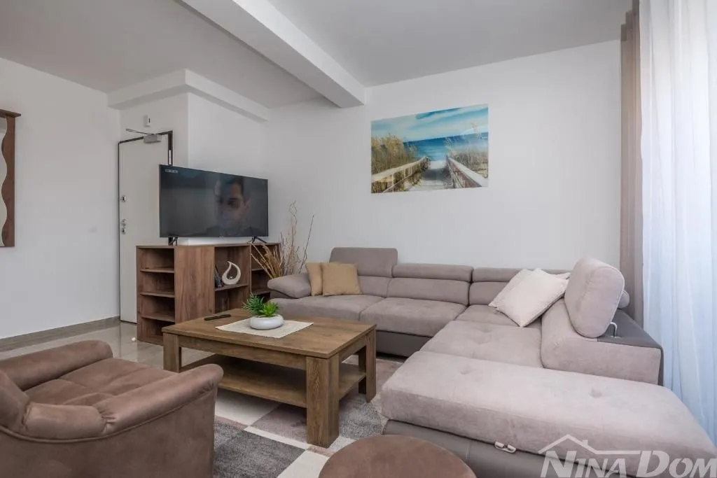 apartmanska kuća 150 metara do mora - slika 2