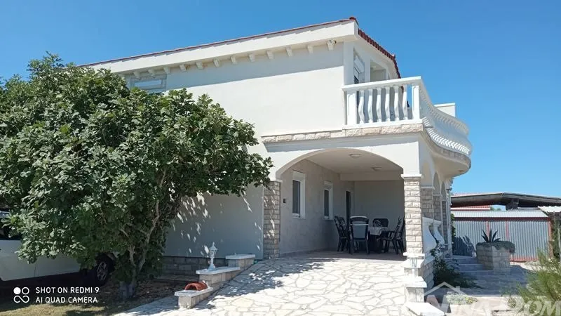 kuća vir prvi red do mora 3 stana - slika 5