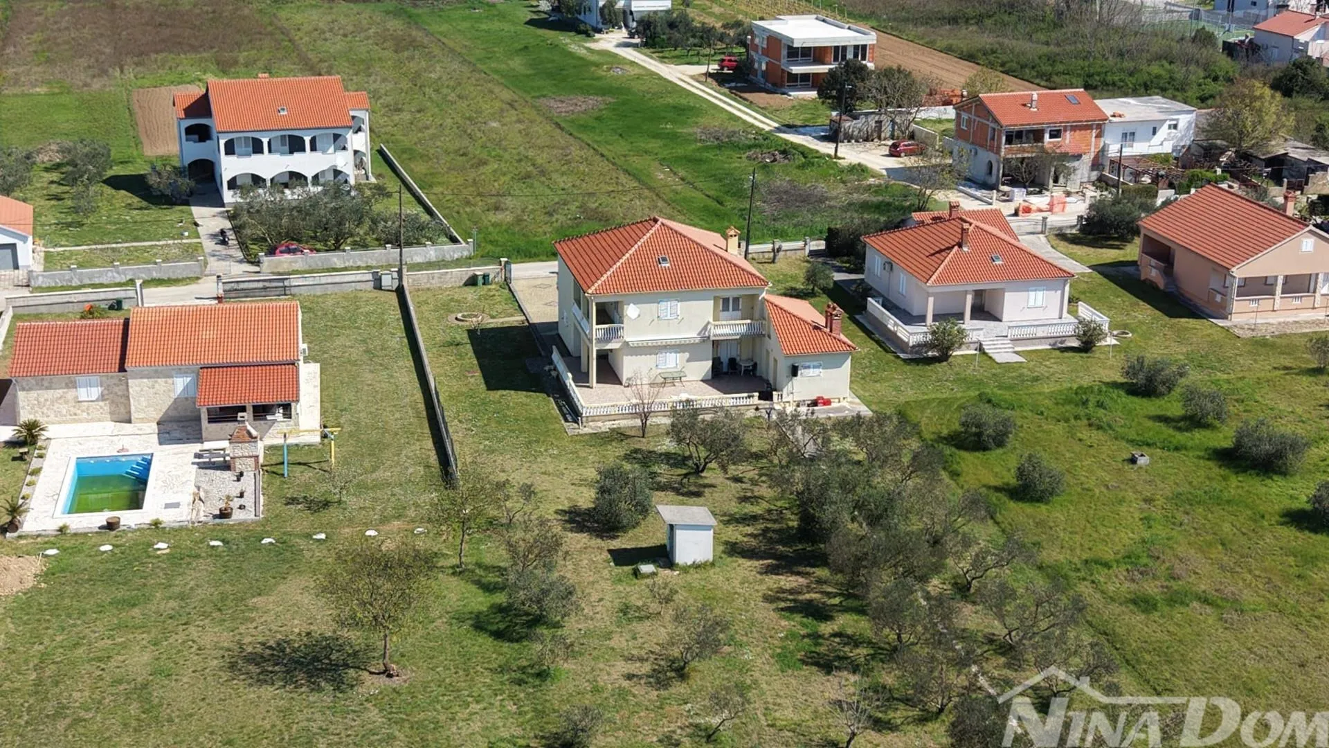 Kuća Prodaja Grbe 252 m2 - Grbe, Nin