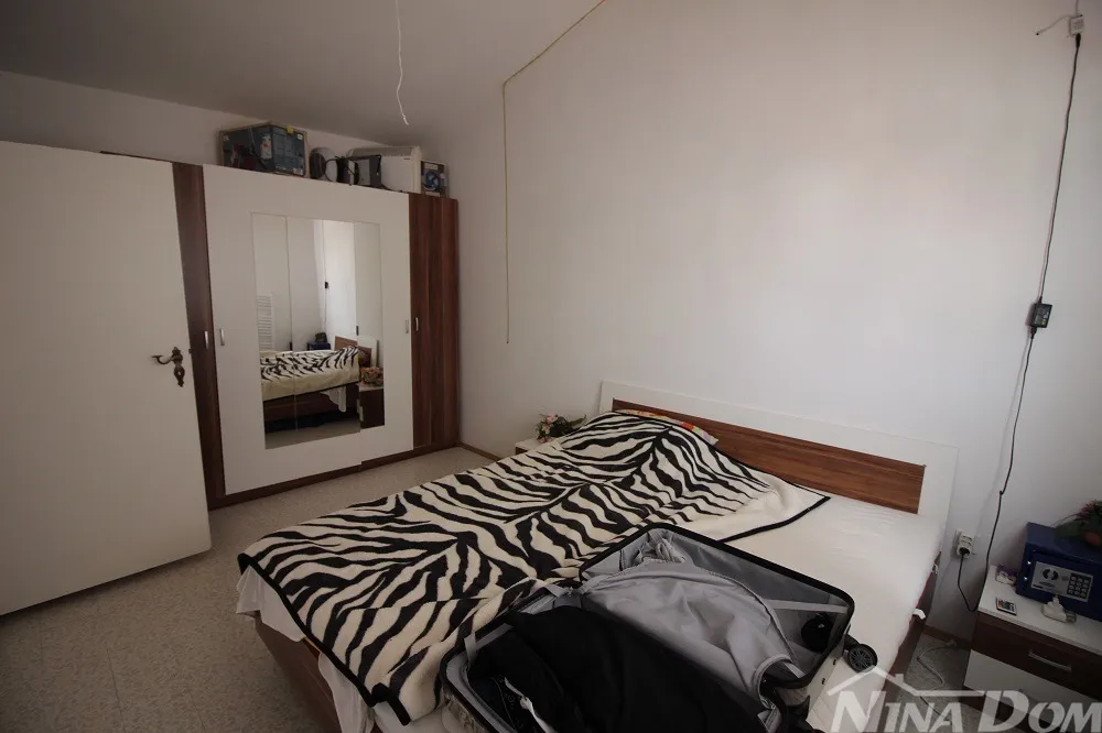 apartman na katu s tri spavaće sobe - slika 4