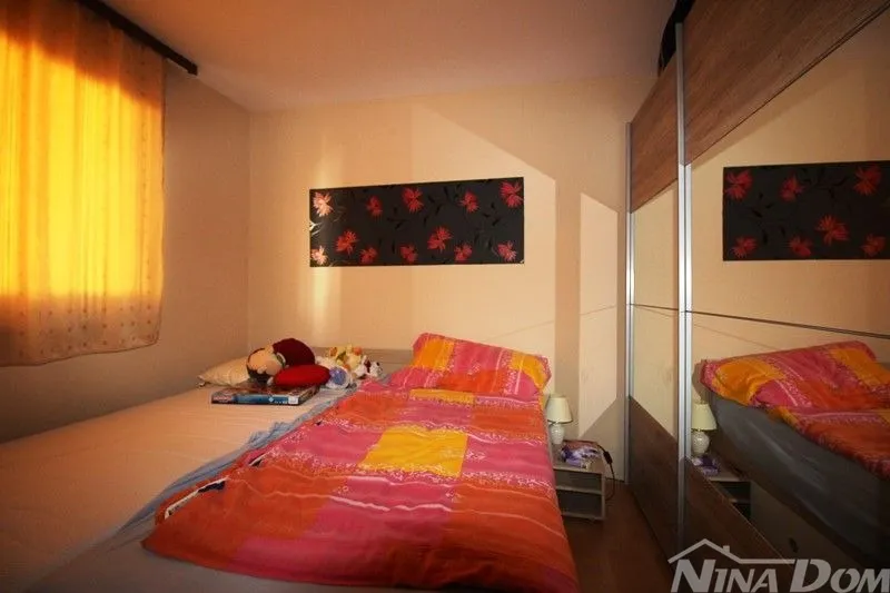 apartmanska kuća 4 stambene jedinice - slika 9