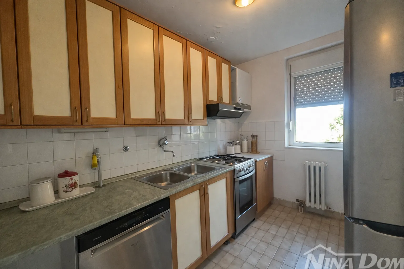 prostran stan 88 m² s idealnim rasporedom | 2s+db | 2 lođe - slika 3