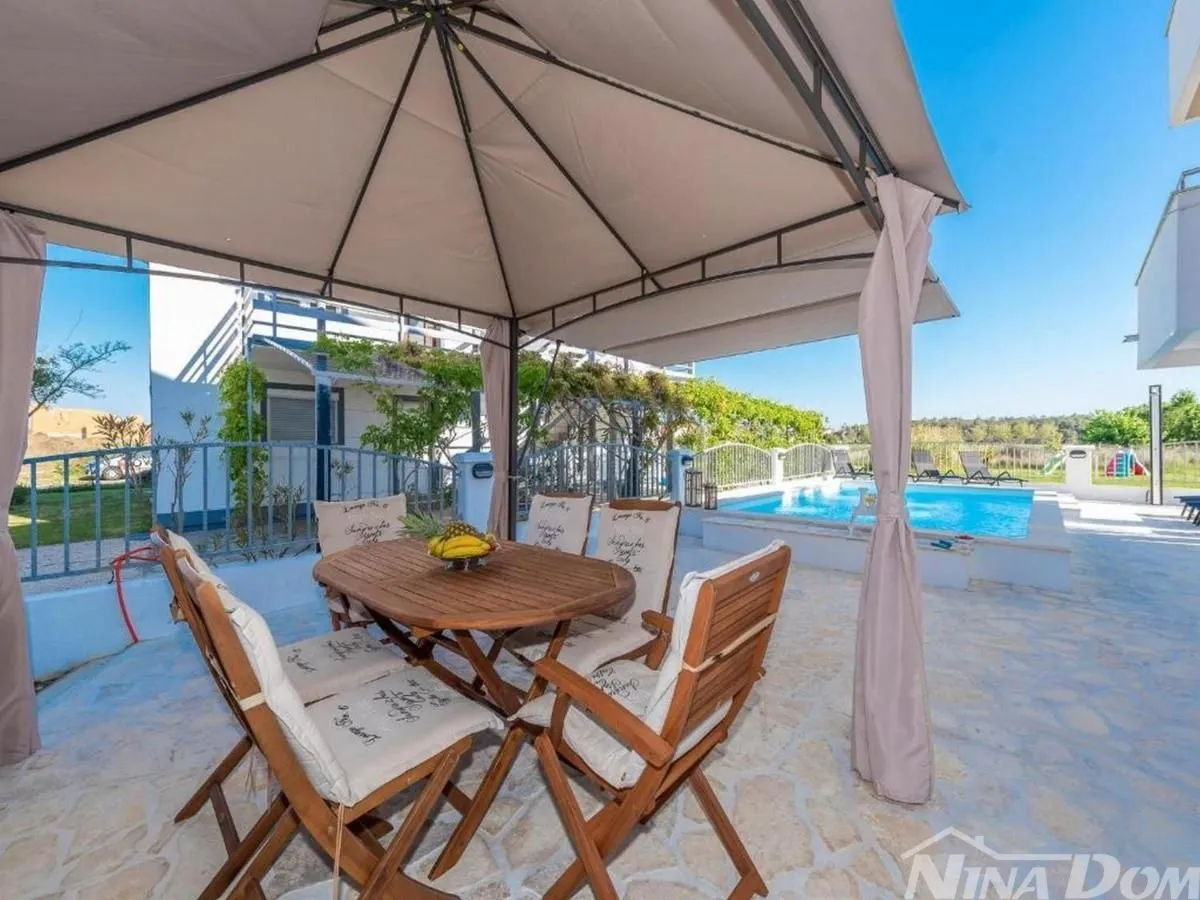 apartmanska kuća - 150 m od mora - 3 apartmana - slika 14