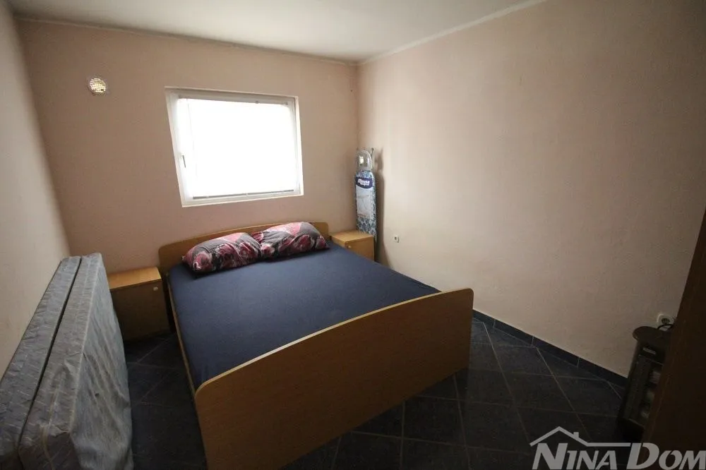 apartman prizemlje s velikom terasom - slika 11