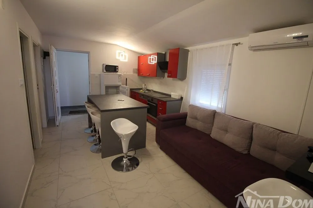 apartmanska kuća 8 apartmana 450 met.do plaže - slika 11