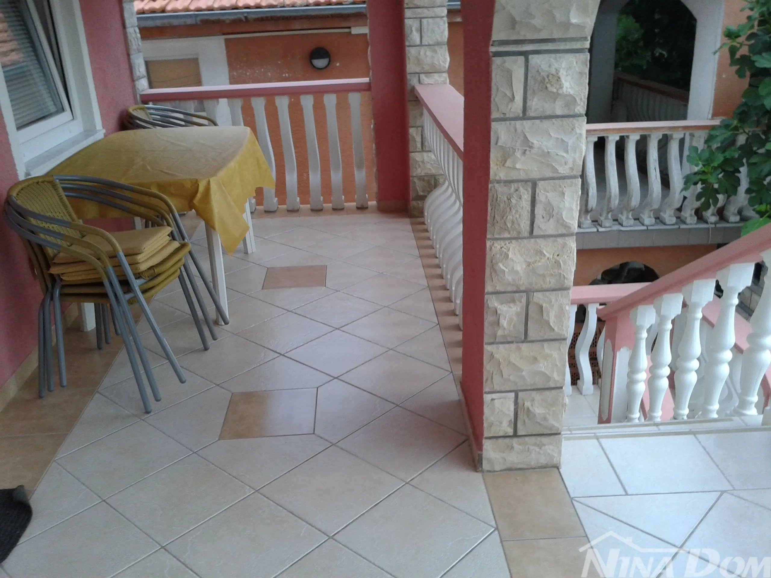 apartmanska kuća 50 metara do mora. - slika 6