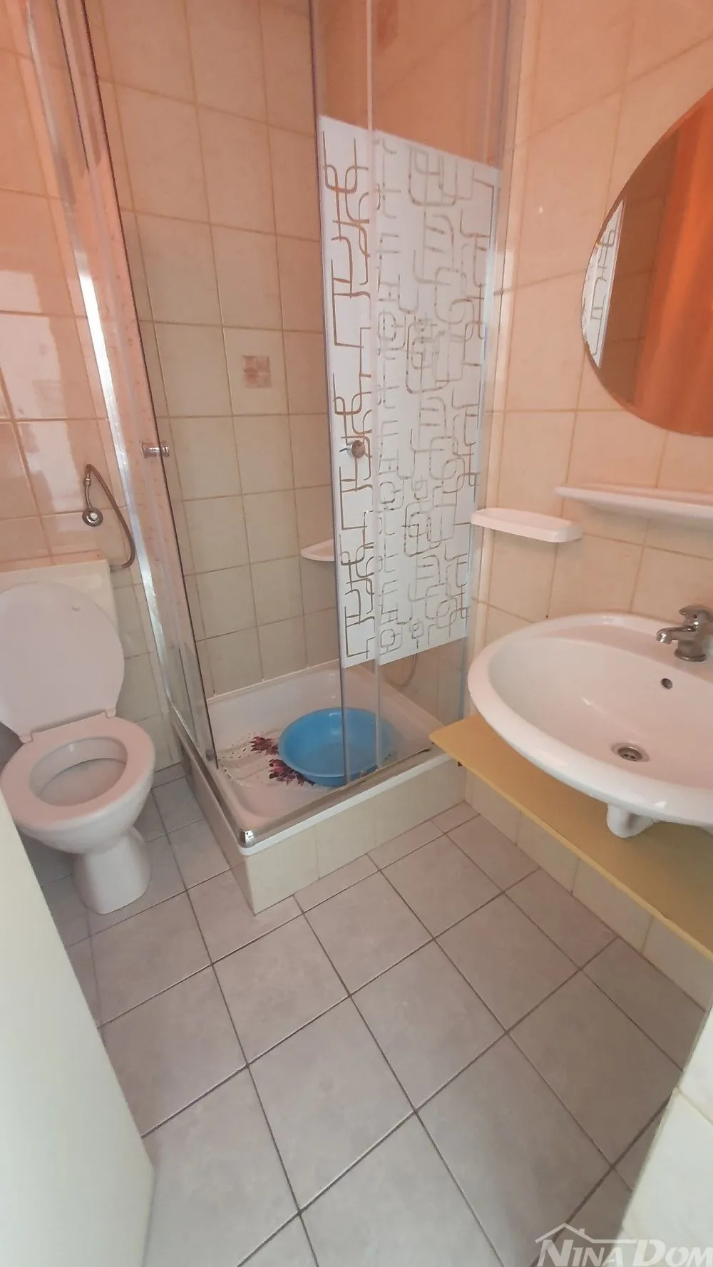 nekretnina idealna za turizam, svaki apartman svoj poseban ulaz. - slika 14