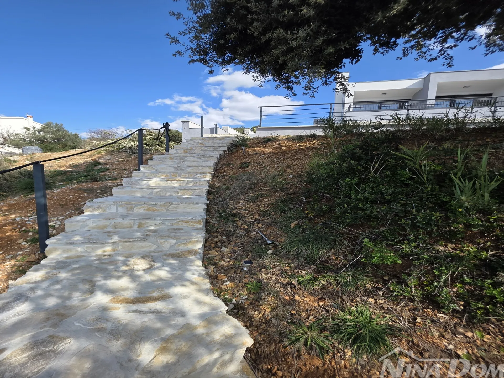 luksuzna villa u 1. redu do mora – posedarje, zadar - slika 23