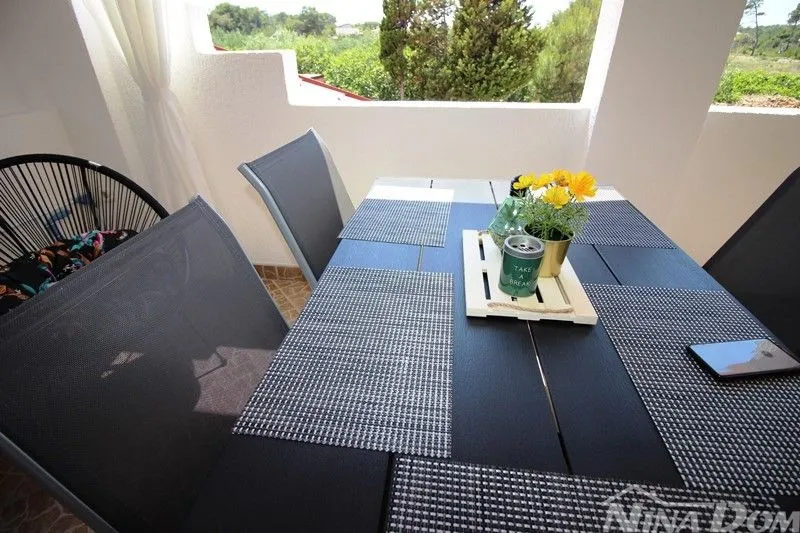 kuća vir dvojnica s tri apartmana - slika 5