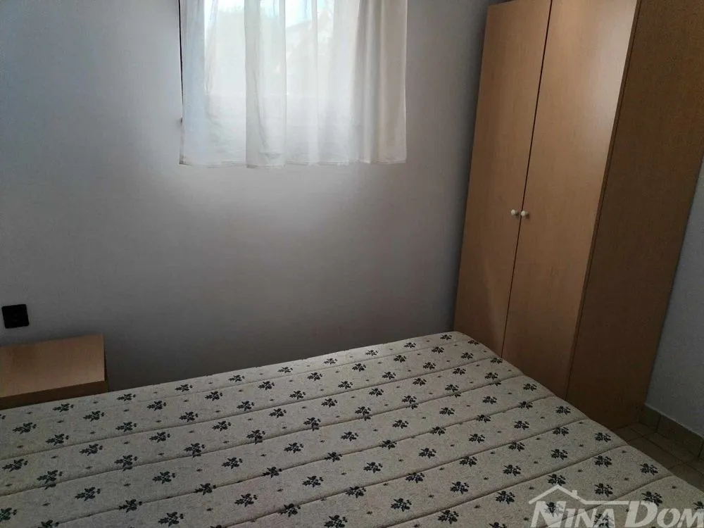 nekretnina s 4 apartmana - slika 28