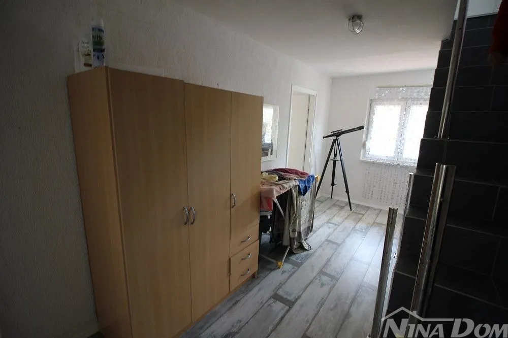 nekretnina u mirnom dijelu naselja - slika 15