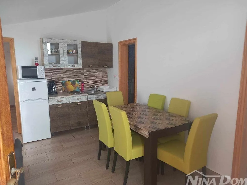 nekretnina s 4 apartmana - slika 4