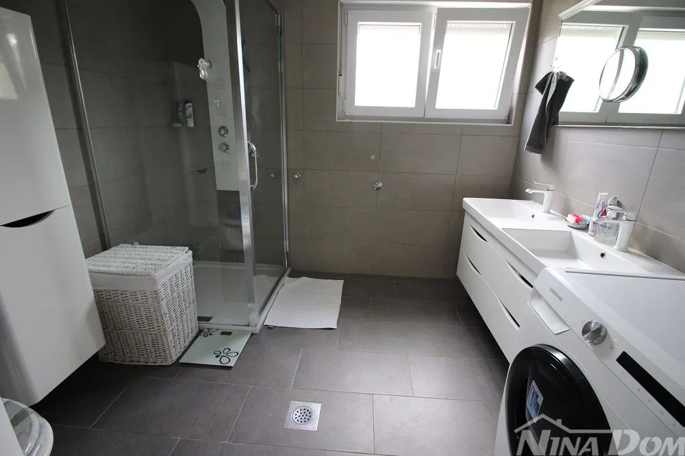 apartmanska kuća novogradnja - slika 11