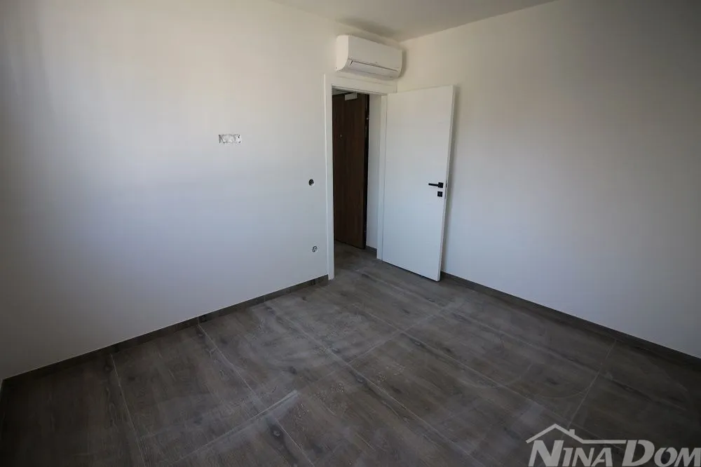 apartmani prvi red do mora južna strana - slika 9