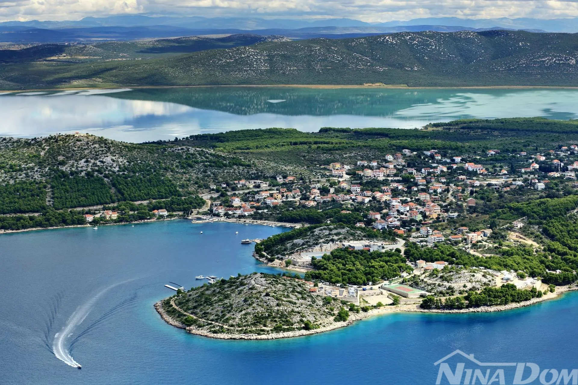 građevinsko zemljište 1.915 m² – drage (k.o. pakoštane) zadar - slika 2