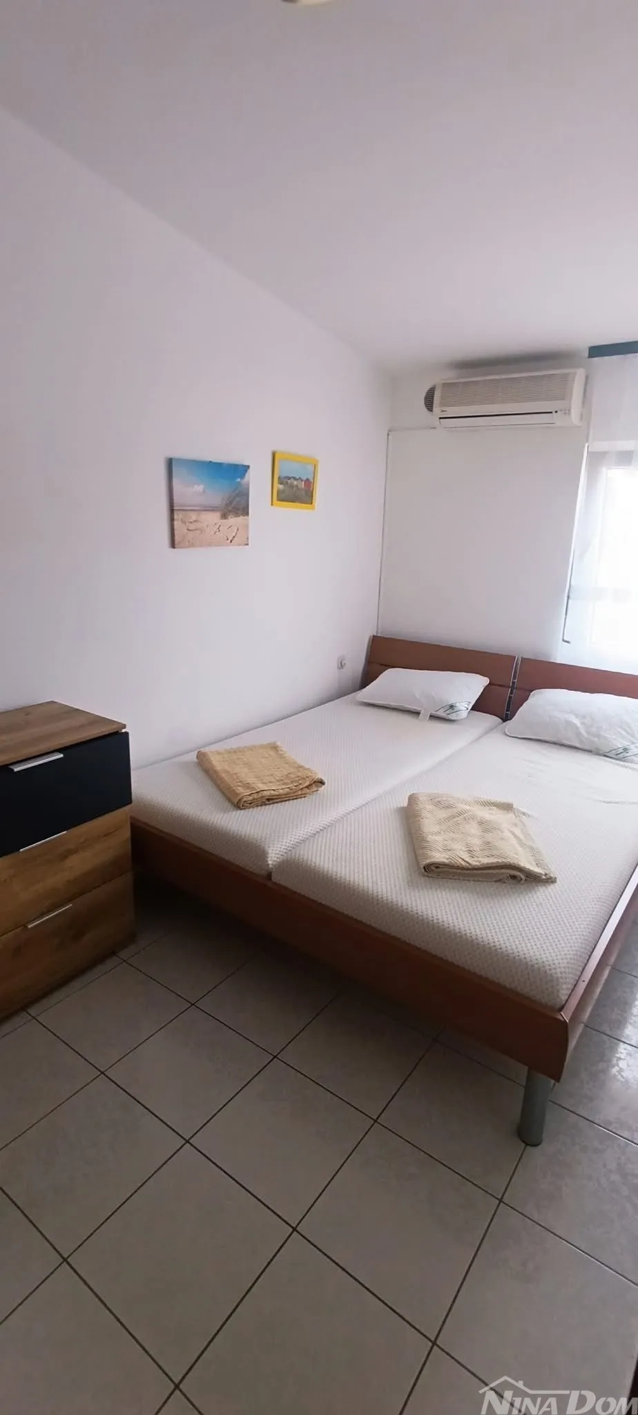 južna strana 90 met.do mora apartmanska kuća s dvorištem - slika 26