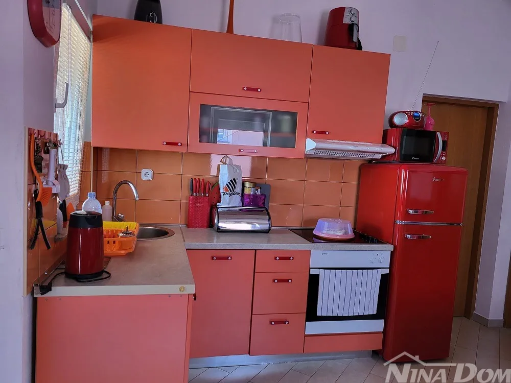 70 met. do mora 3 apartmana - slika 10