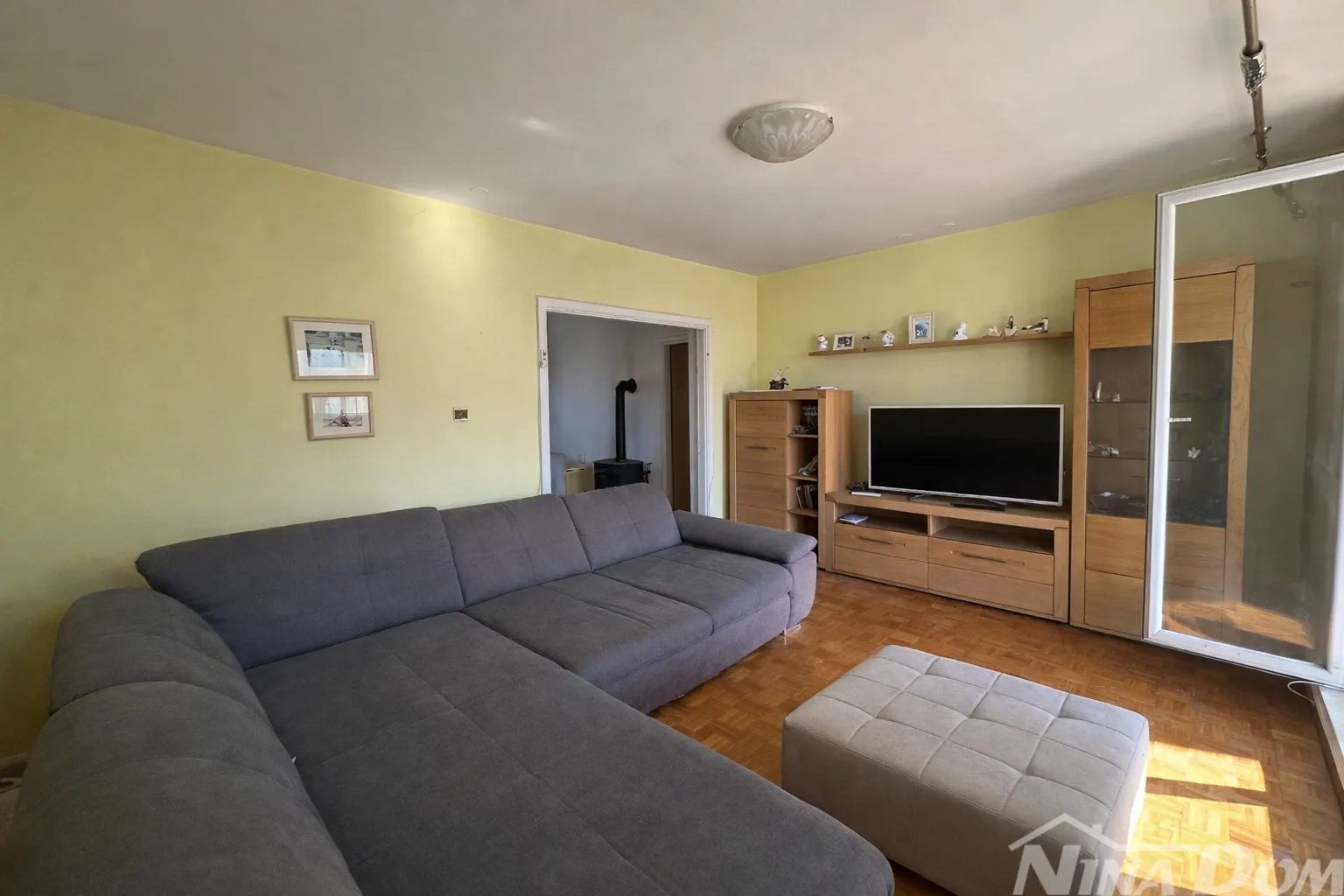 Prostran stan 88 m² s idealnim rasporedom | 2S+DB | 2 lođe - Bili Brig, Nova Kapela