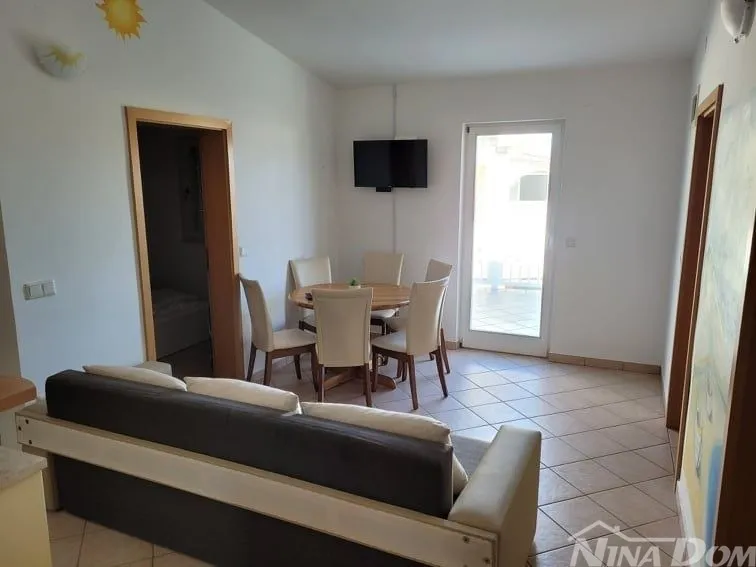 trosobni apartman s garažom - slika 4