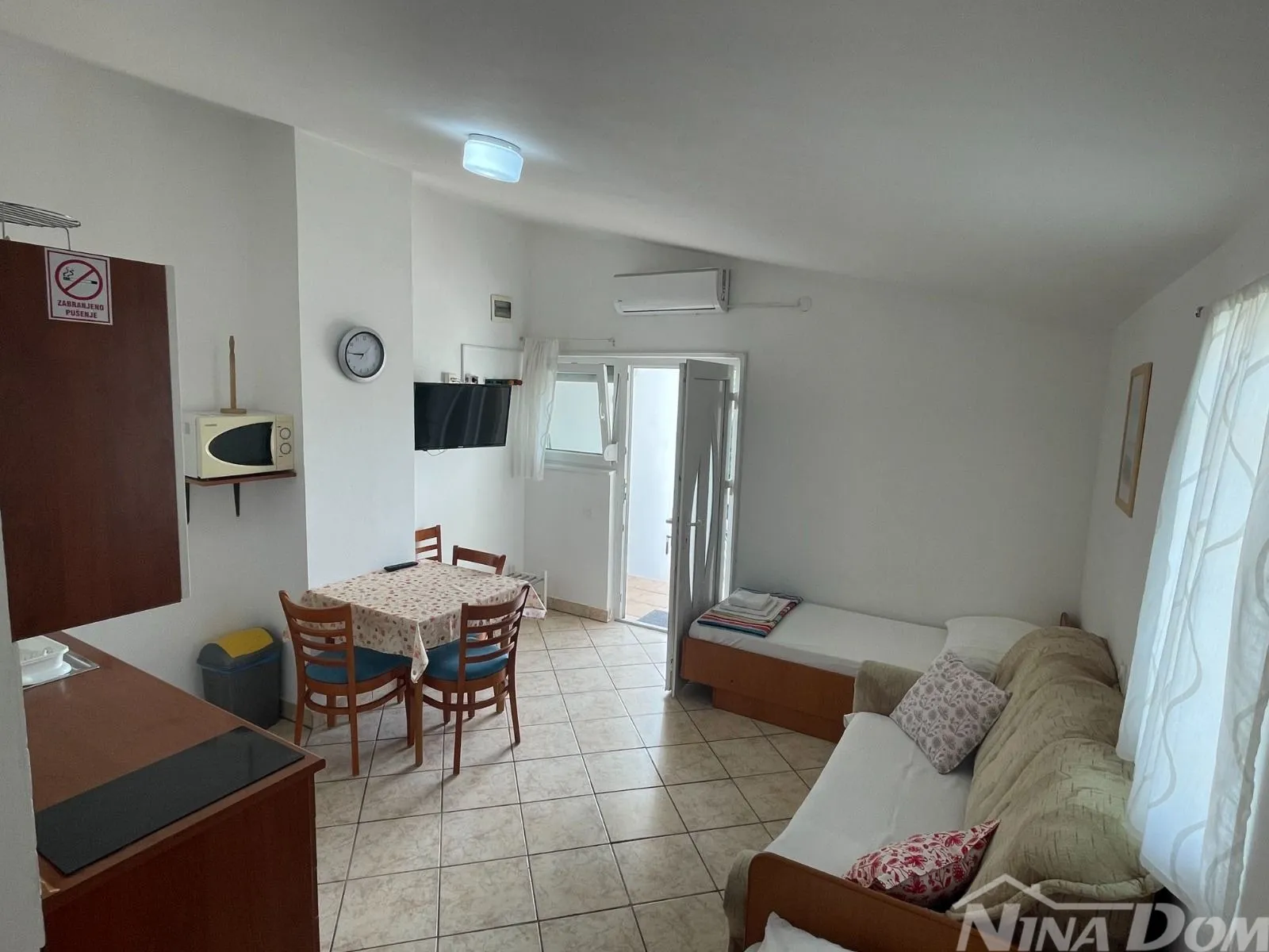 apartmanska kuća - privlaka - 6 apartmana - slika 24