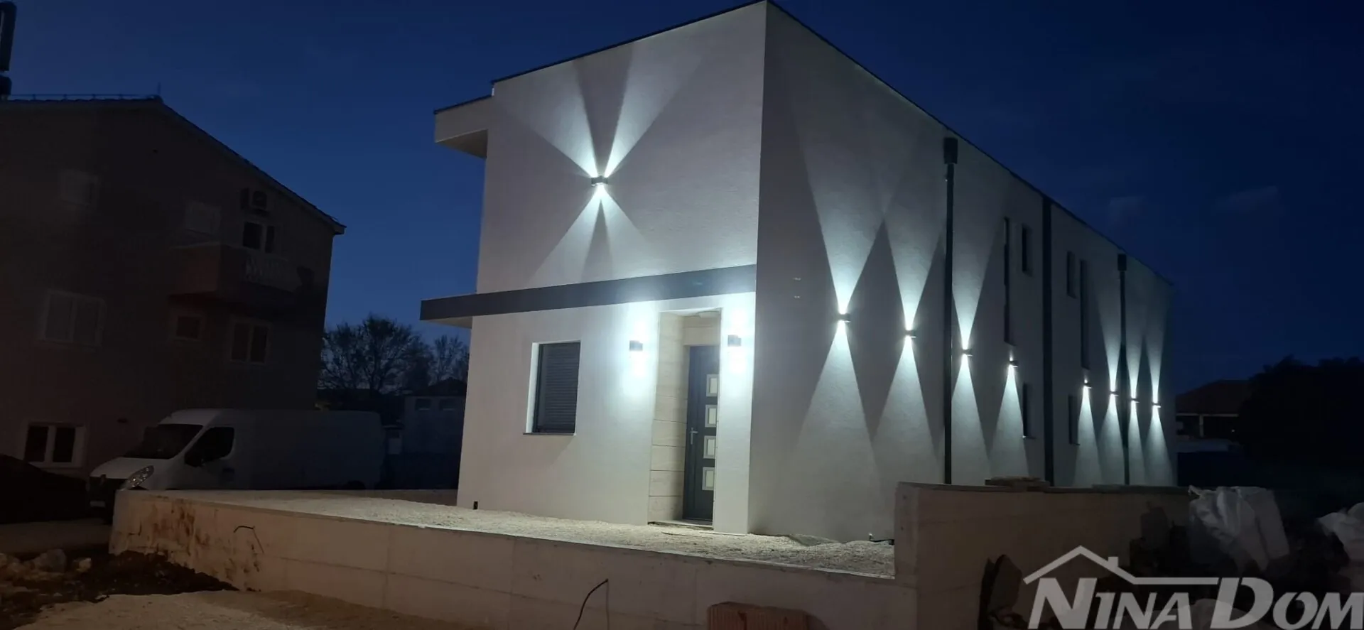 novogradnja, blizina centra i svih sadržaja s pogledom na more. - slika 5