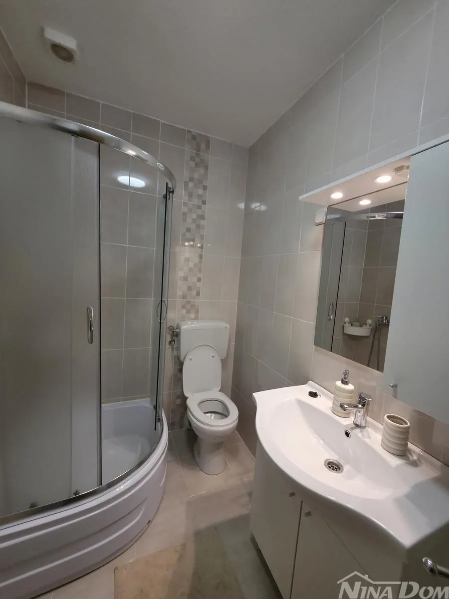 prodaja apartmanska kuća ražanac - slika 13