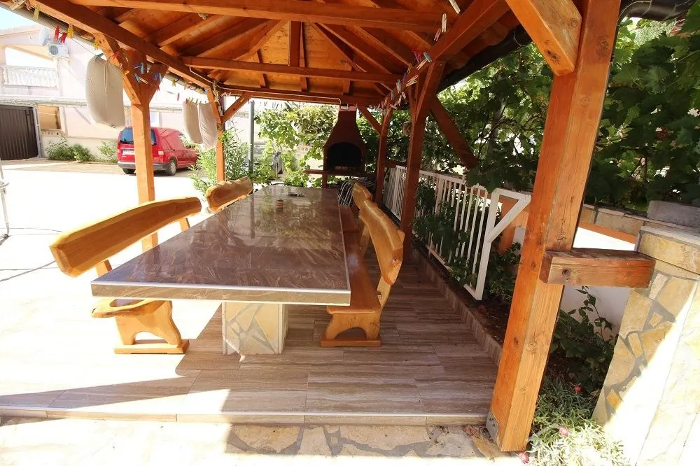 apartmanska kuća 8 apartmana 450 met.do plaže - slika 4