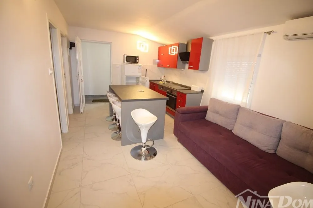 apartmanska kuća 8 apartmana 450 met.do plaže - slika 12
