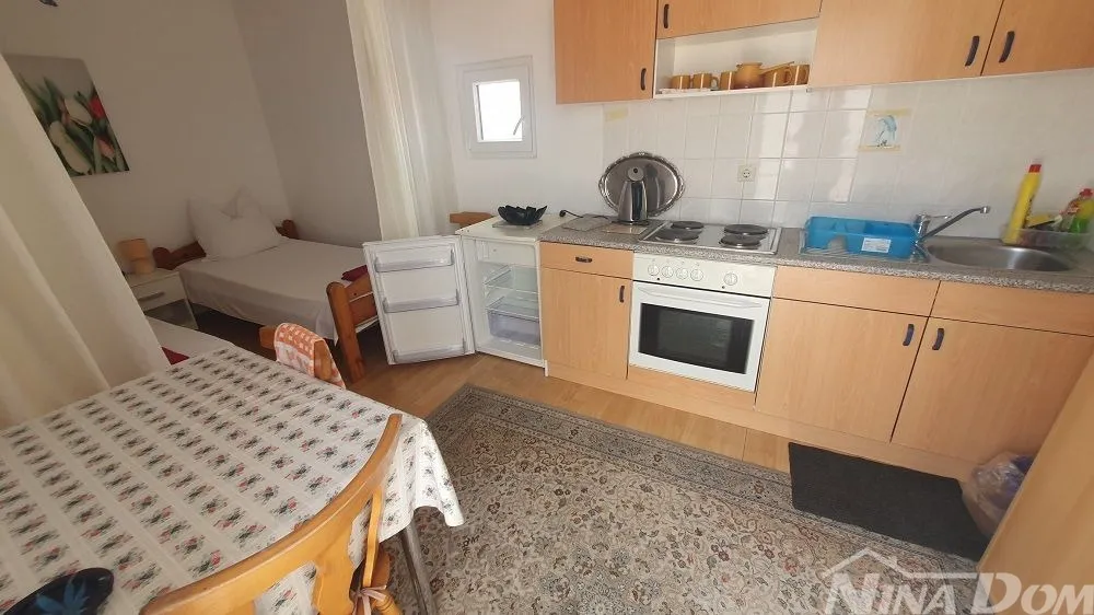 nekretnina idealna za turizam, svaki apartman svoj poseban ulaz. - slika 6