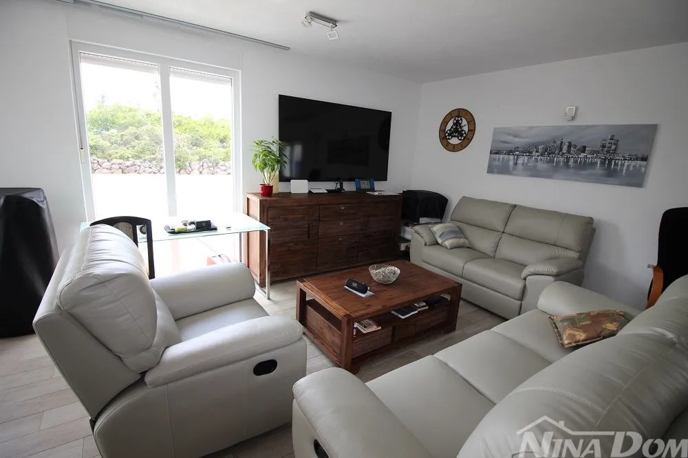 apartmanska kuća novogradnja - slika 7