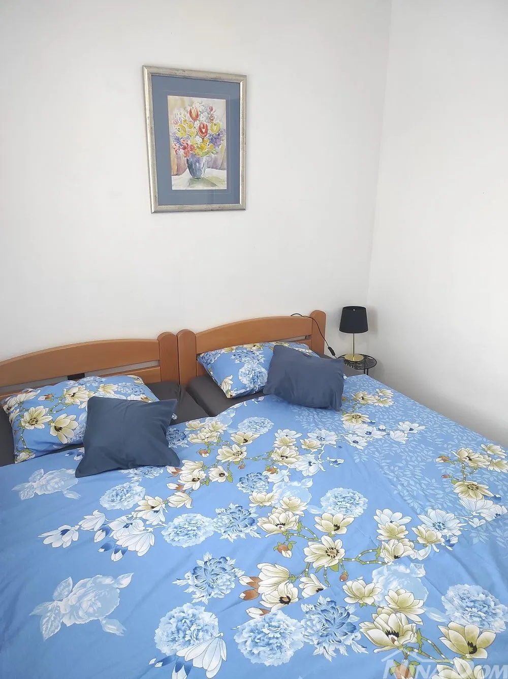 nekretnina s 4 apartmana, krovna terasa s pogledom na more i velebit. - slika 17