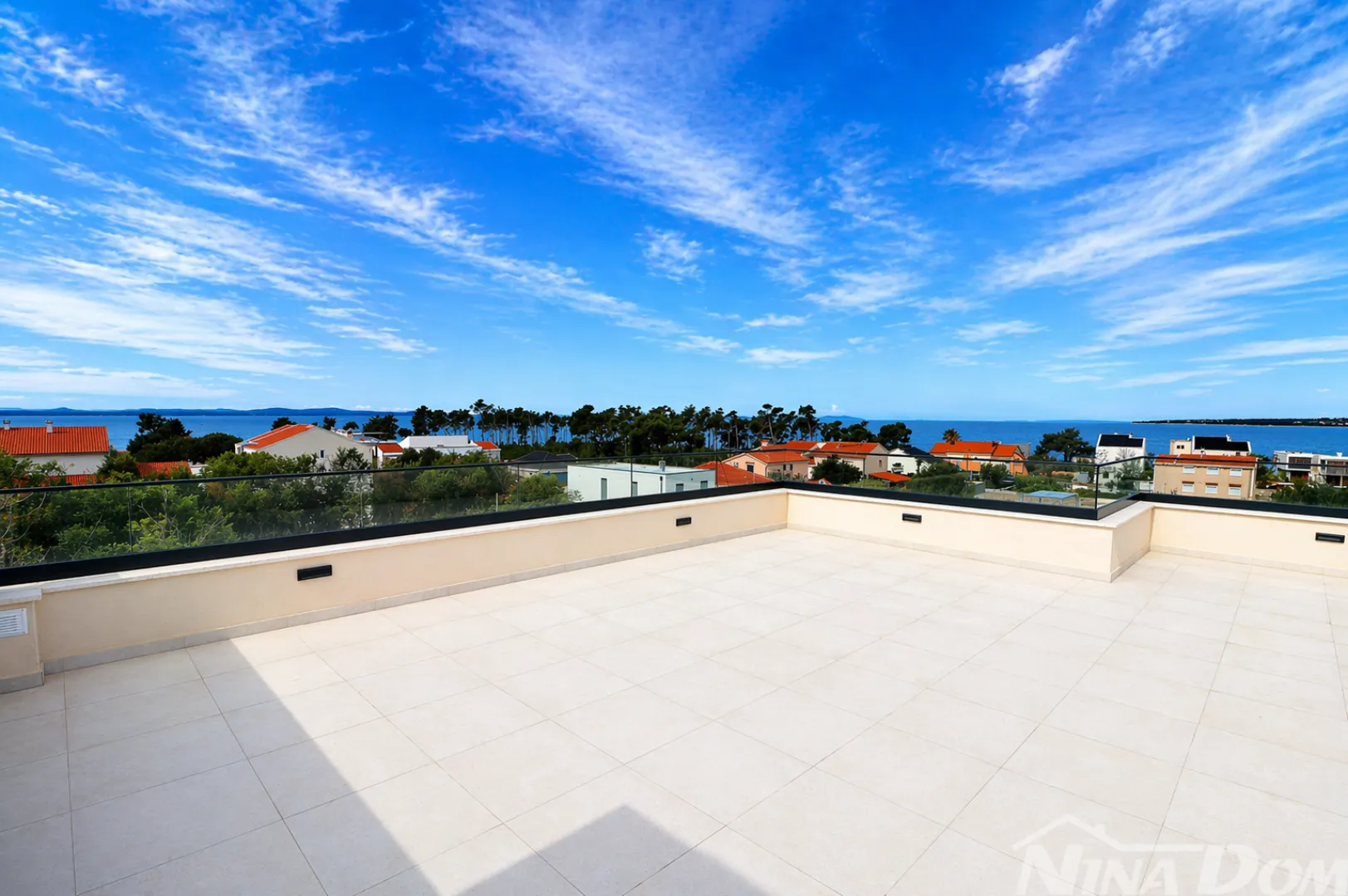 dalmacija- privlaka- penthouse 250 metara od mora - slika 14