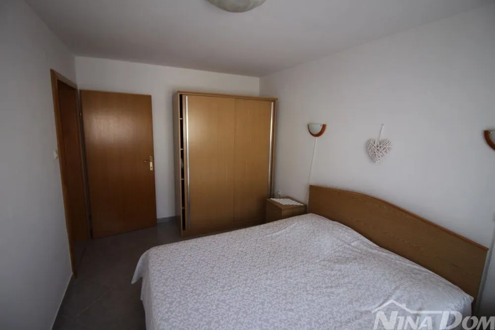 apartmanska kuća 2.red od mora južna strana vira - slika 18