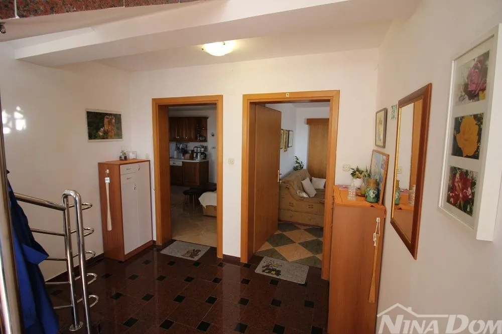 apartmanska kuća 2.red od mora južna strana vira - slika 5