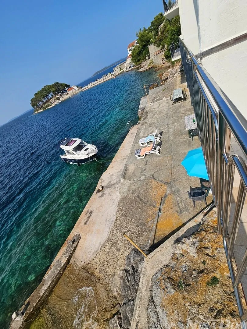 prvi red apartmanska kuća savar dugi otok - slika 4