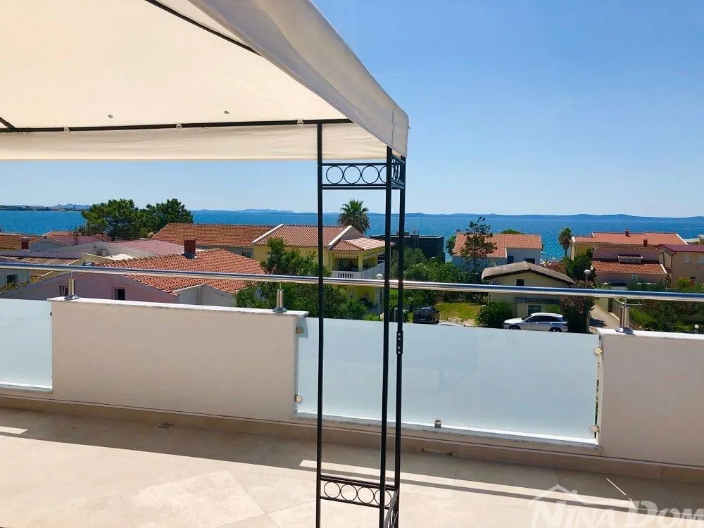 samostojeća kuća 85 met. do mora južna strana otoka vira. - slika 7