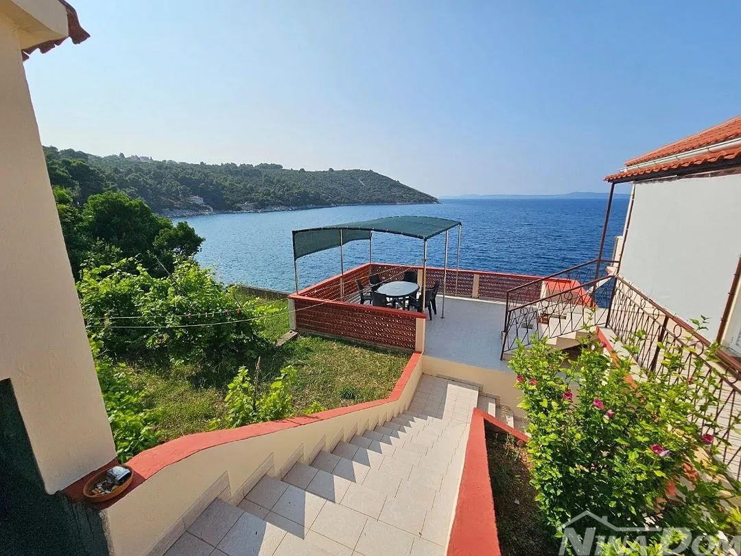 prvi red apartmanska kuća savar dugi otok - slika 3