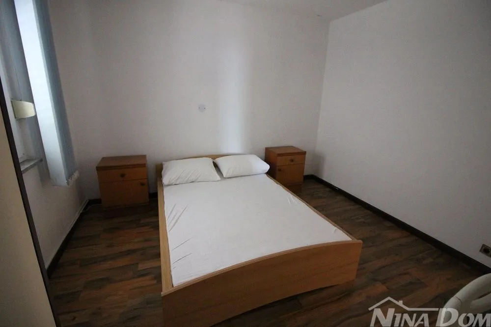 južna strana otoka vira, apartmanska kuća s 6 jedinica. - slika 15