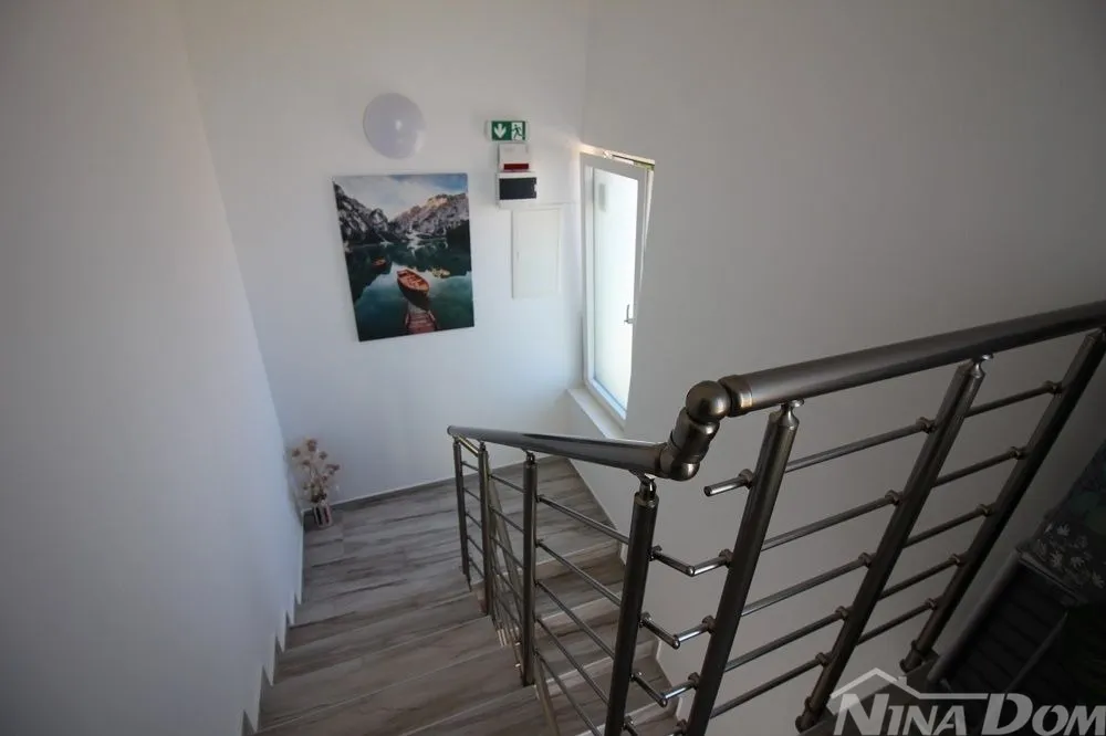 apartmanska kuća 150 metara do mora - slika 22