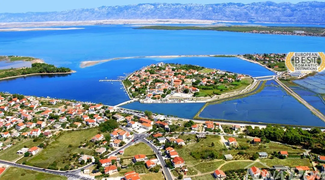 NIN - SNIŽENO- PRODAJE SE GRAĐEVINSKO ZEMLJIŠTE 543m2 - Nin, Nin