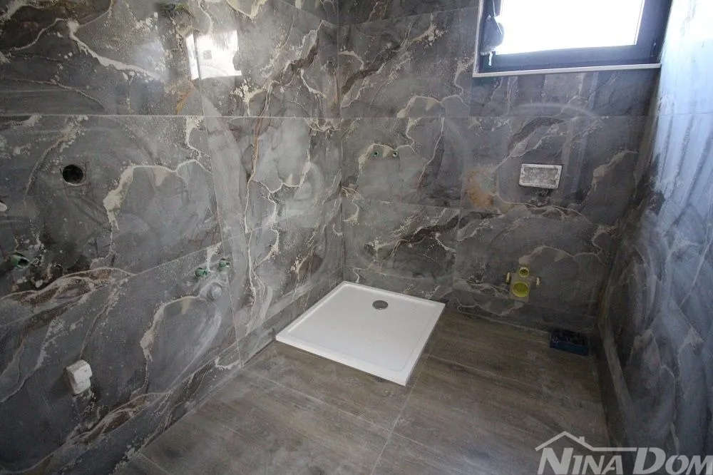 apartmani prvi red do mora južna strana - slika 10