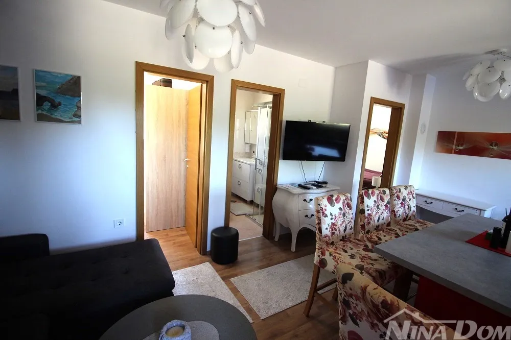 zadar vir apartman u prizemlju - slika 8