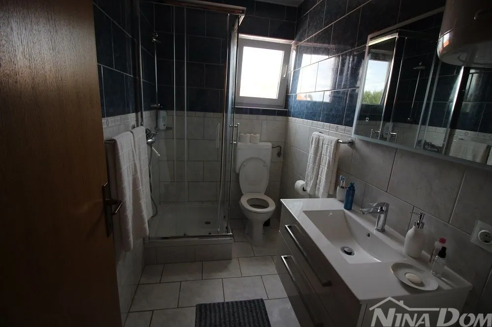 južna strana otoka vira, apartmanska kuća s 6 jedinica. - slika 13